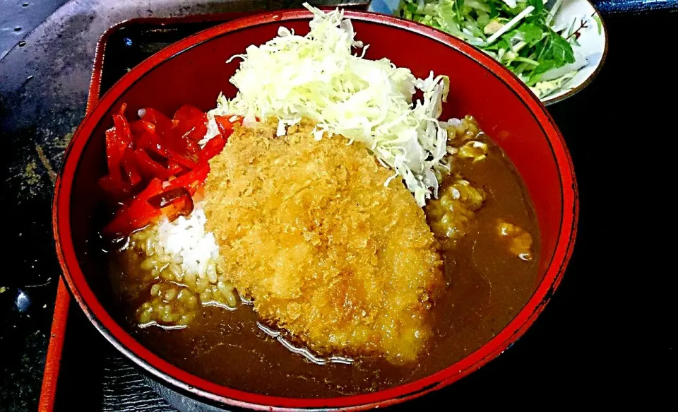 Snapdishの料理写真:メンチカツカレー丼|かいさん