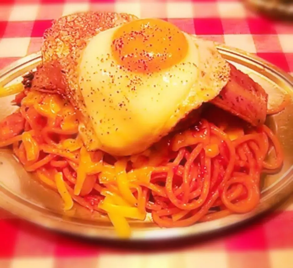 (≧∇≦) 渋谷『パンチョ』の ナポリタン 目玉焼きのせ 🍝🍳 ナポリタン専門店のガッツリメニュー  私は当然普通盛り、、、グラム注文だからオーダー次第で異次元にも行けます(;ﾟДﾟ)!|Gigi Cafeさん