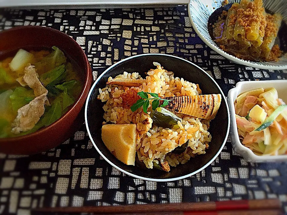 筍の炊き込みご飯とフキのごま煮|Hozumi Yamagataさん