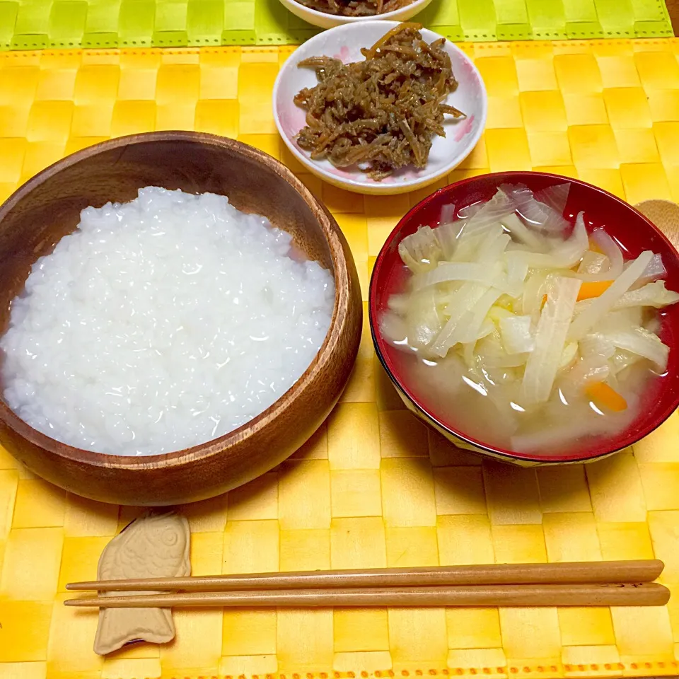 いかなごの釘煮とお粥さん、たっぷり野菜味噌汁|舐め子さん