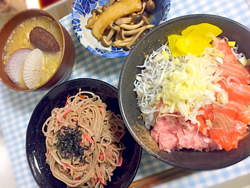 3色丼と 春蕎麦ペペロンチーノ|あやさん