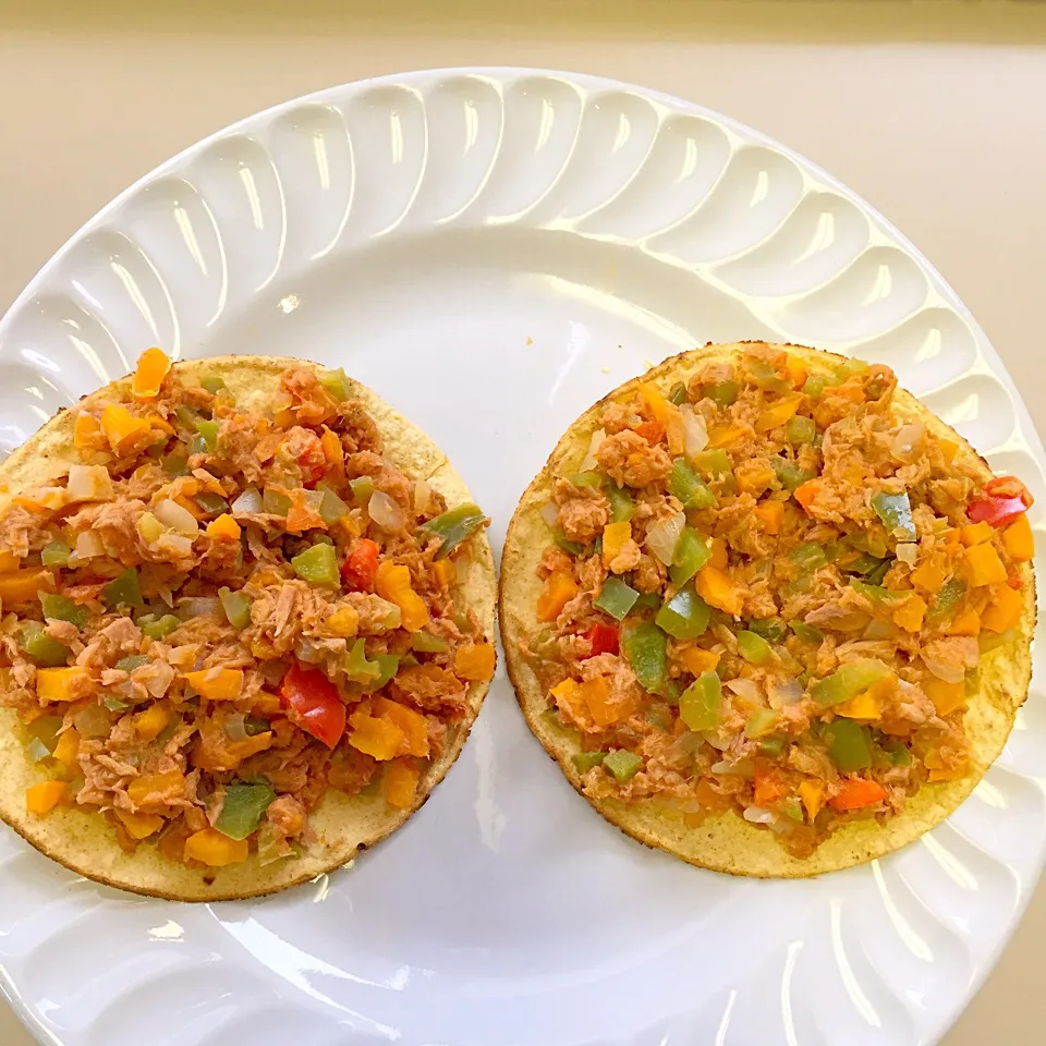 Atun con verduras en salsa de tomate!|Cinthia Martinezさん