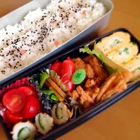 お弁当4.16 今日はbattymamaさんのごまざんき、大根のかき揚げ入り〜です✨