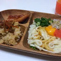 うどんと炊き込みご飯と。|ひなさん