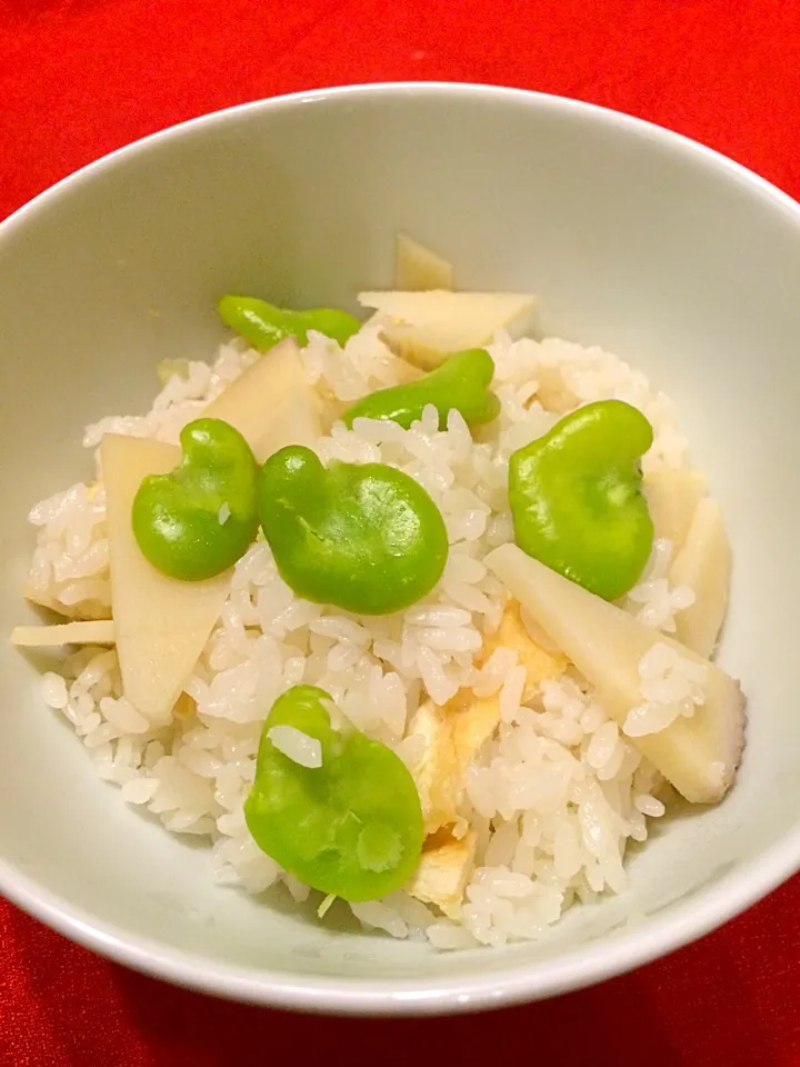 たけのことソラマメのご飯|まるまさん