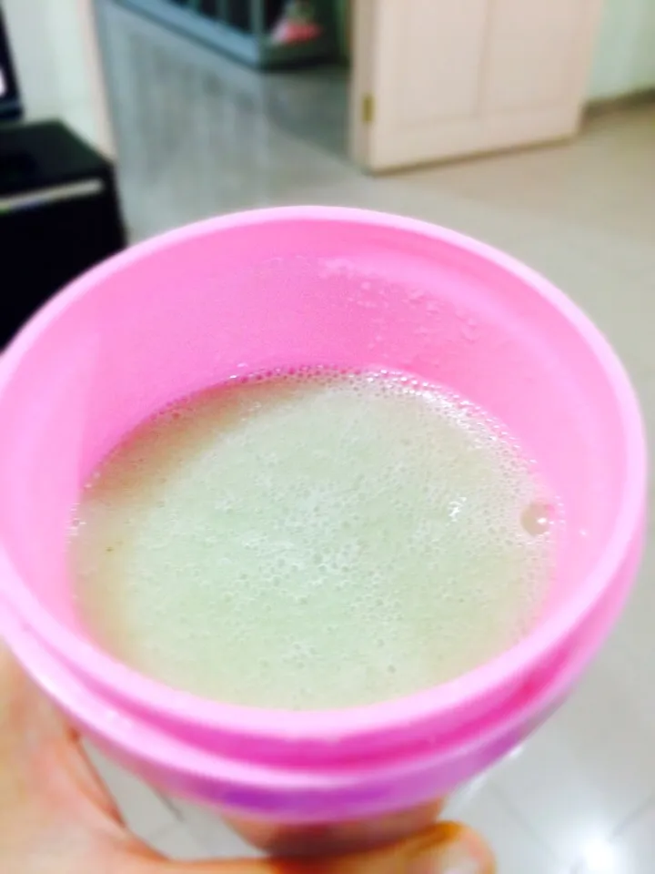 Green tea with bangkok guava smoothies|wu lan lieさん