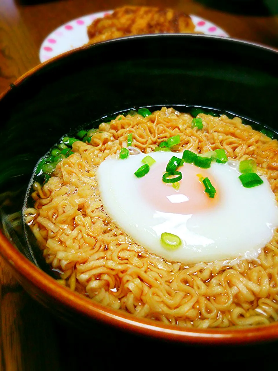 お夜食にチキンラーメン(*´∇｀*)|ちはるさん