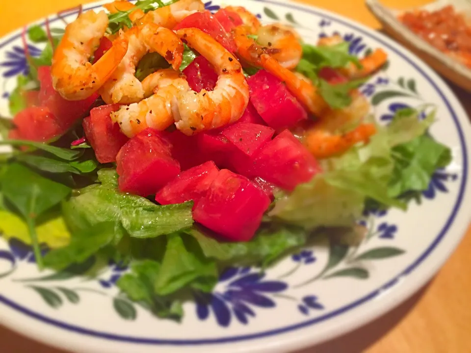 shrimps and tomato salad with basil dressing|Michiyo Iwaharaさん