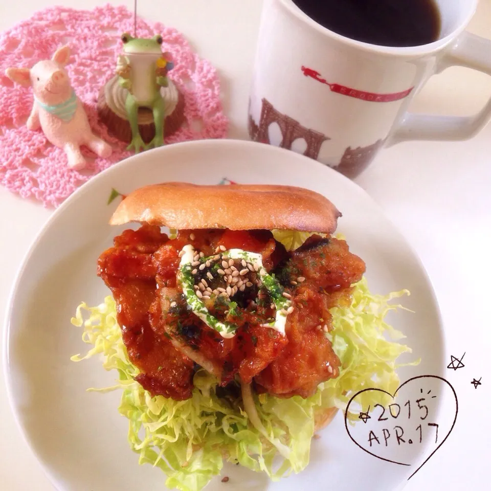 根野菜の薩摩揚げ生姜焼きソース＆クリームチーズベーグルサンド❤︎|Makinsさん