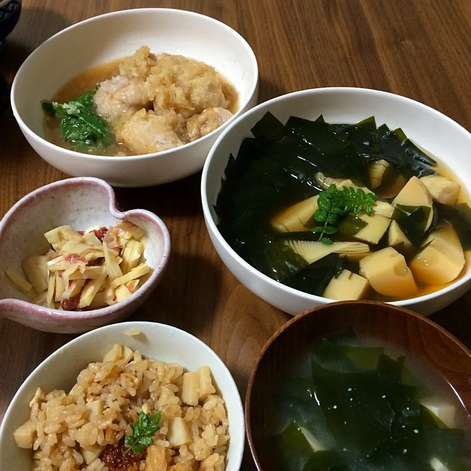 Snapdishの料理写真:たけのこご飯、若竹煮、姫皮の梅和え、鶏のみぞれ煮|chimiさん