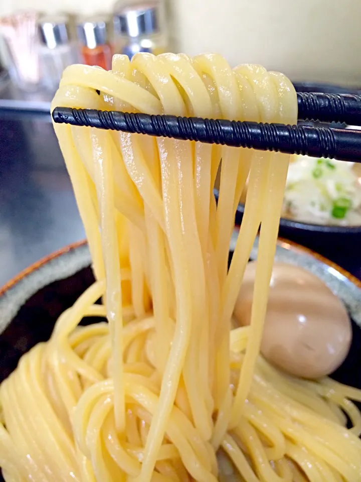 Snapdishの料理写真:つけ麺の麺@麺処 晴|morimi32さん