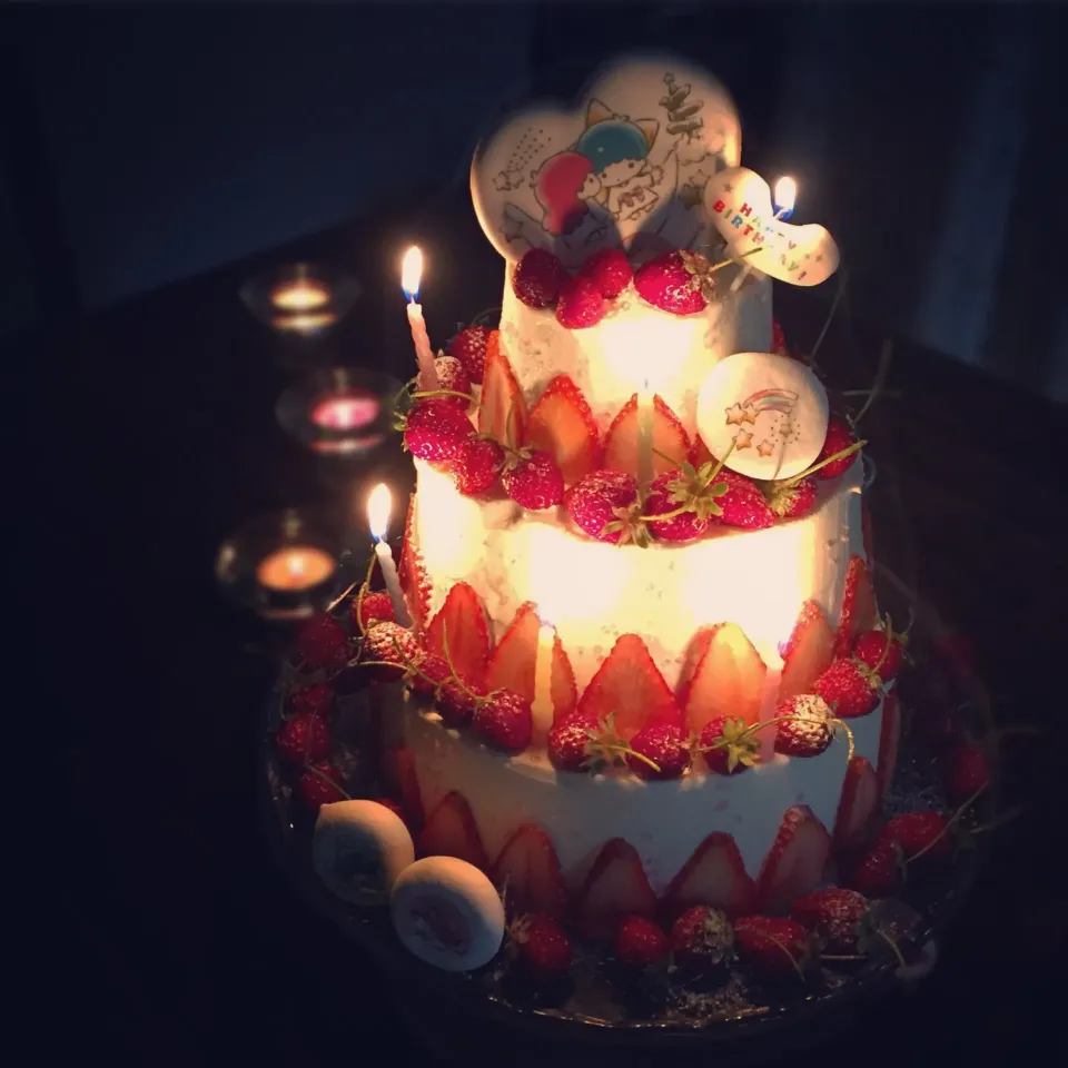 苺ショート🍓誕生日Ver.|なのんさん