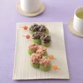 抹茶風味のそばがき団子