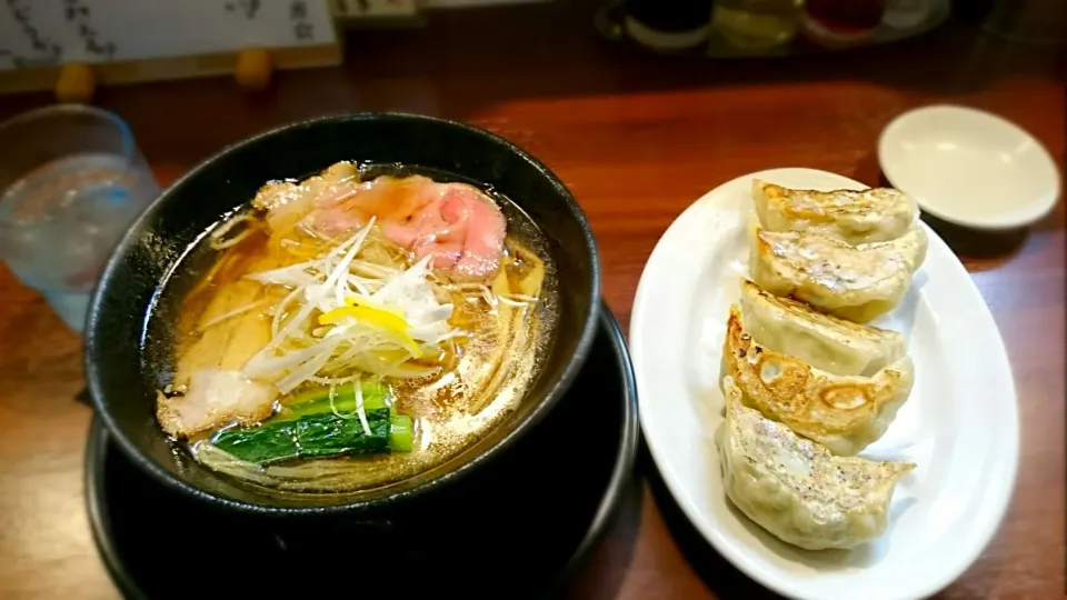 麺の風 祥気 限定煮干し香味そばと餃子|ミナミ ヒロヤさん