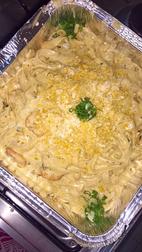 Shrimp pasta cooked in nonalcoholic grape juice|najlaさん