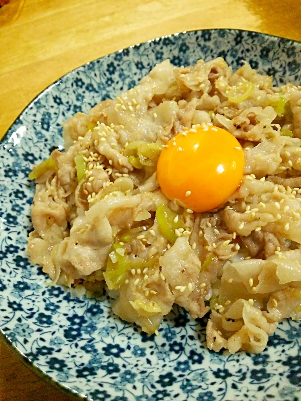 伝説のすた丼を再現|徳之島トトロンヌさん