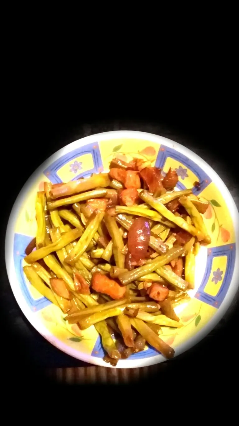 Snapdishの料理写真:string beans stirfry|Rheena AnjOretteさん