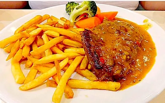 Steak and fries :D|KHaylee09さん