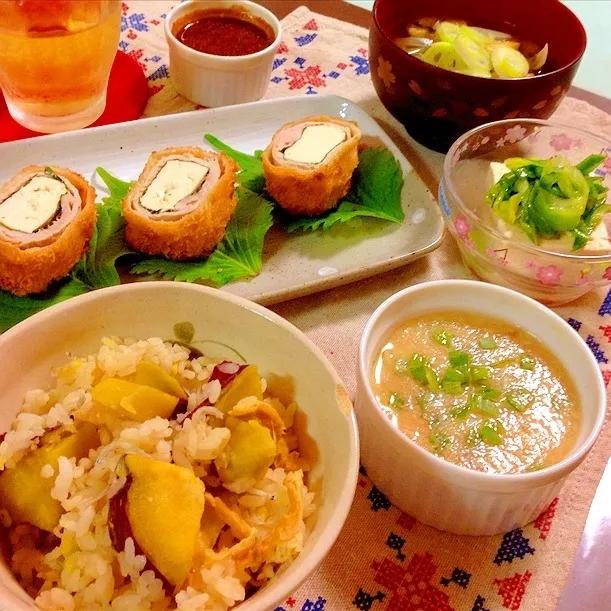 豆腐の肉巻きカツ シラスとさつまいもの炊き込みご飯 茶碗蒸し など|さやかさん