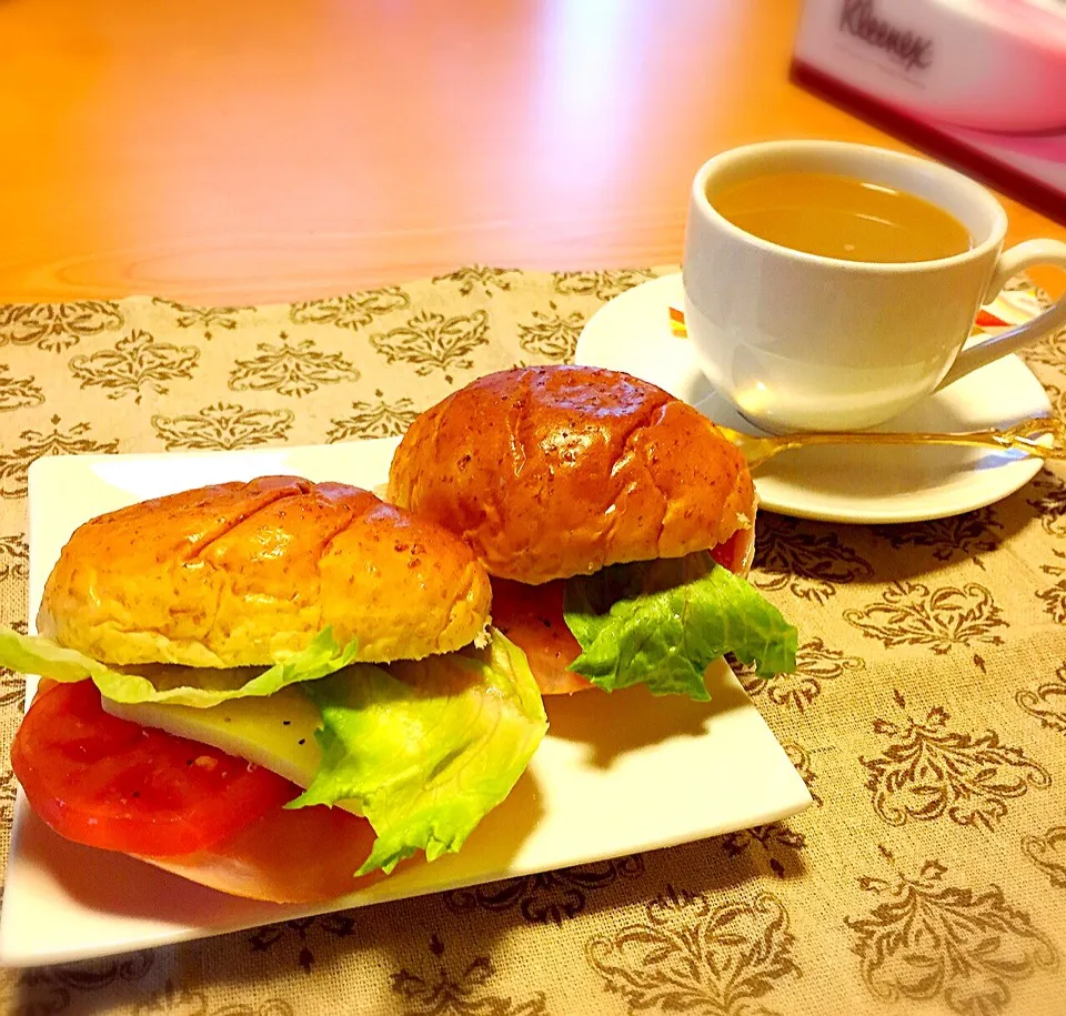 Ham and Cheese /coffee|Jasmin👑さん