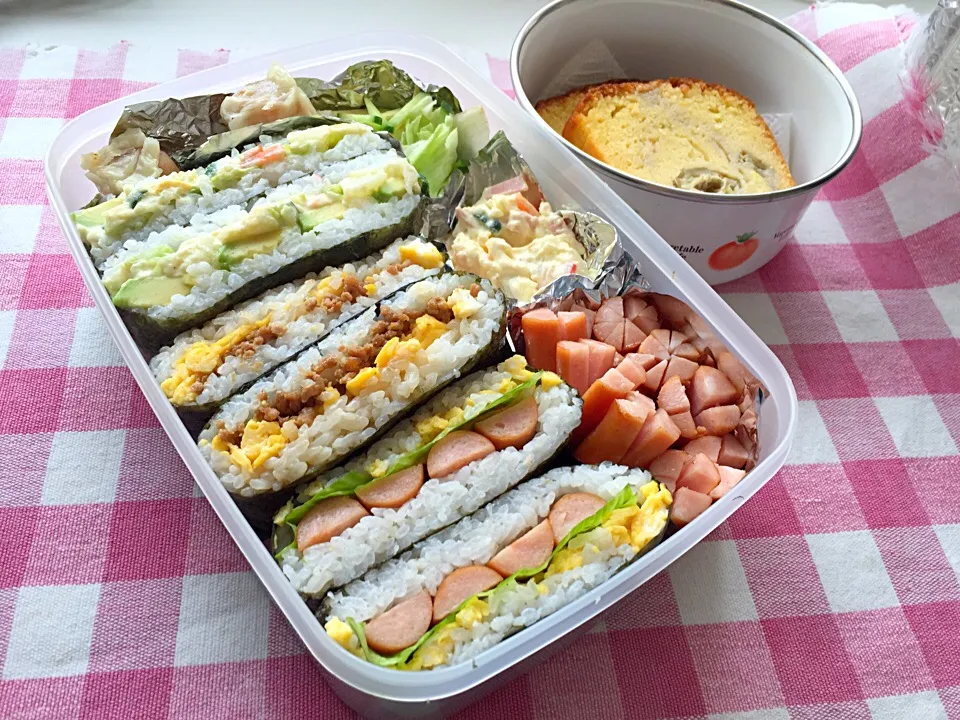 おにぎらずでお花見弁当|まゆめろさん