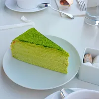 Snapdishの料理写真:green tea crepecake #LadyM #LA|Mathura Sadovskyさん