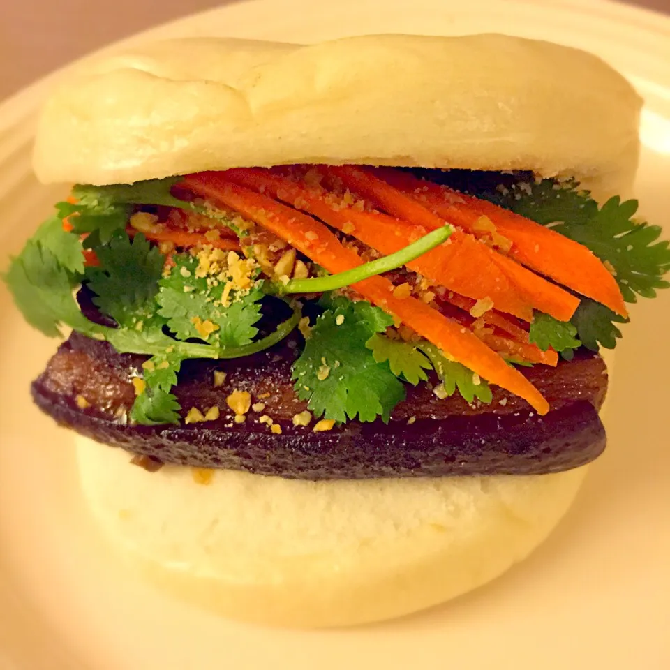 Braised Pork Belly Bun (Gua Bao)|Anneさん