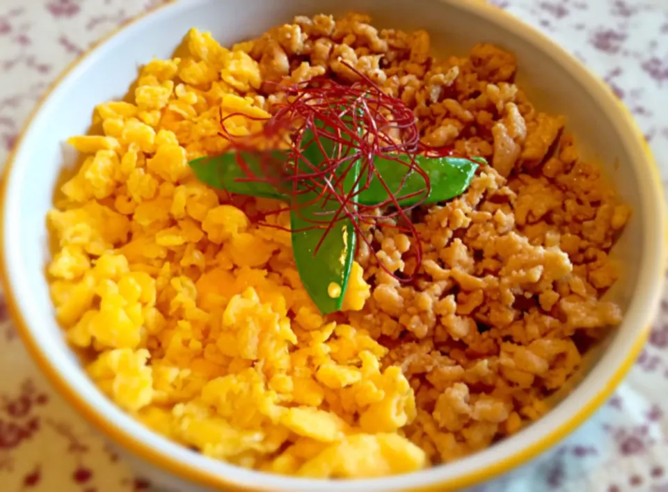 ランチ♬*゜鶏そぼろ丼♡あっさり白だしで作りました♡|まるちゃんさん