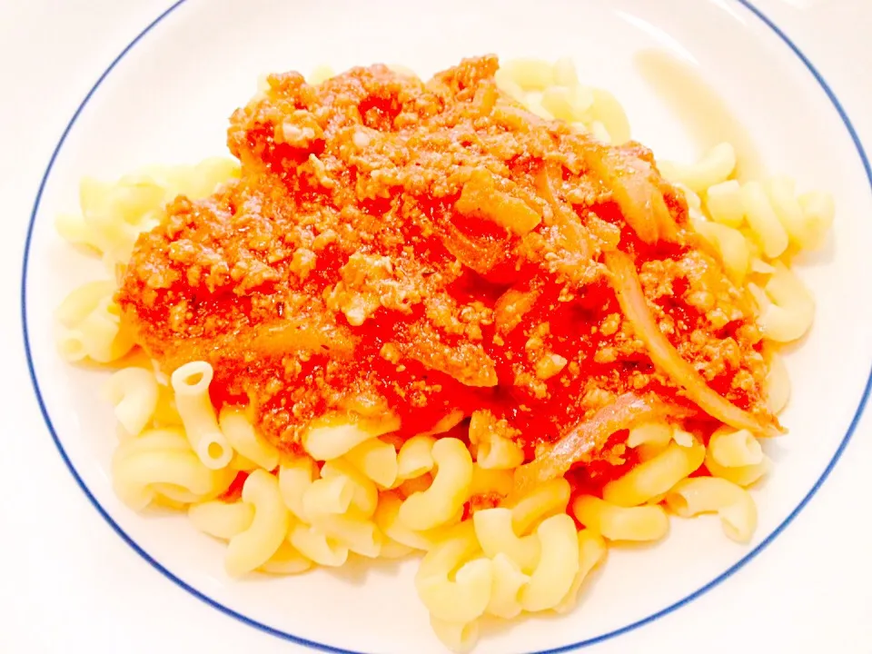 Macaroni in cheesy meat sauce :D|KHaylee09さん