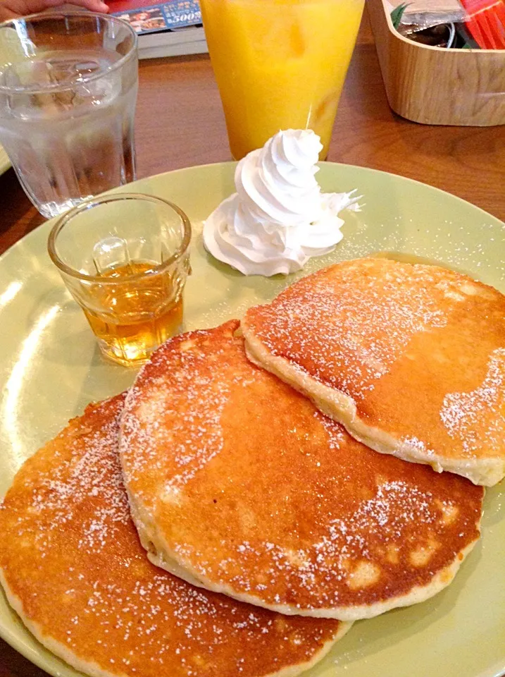 Snapdishの料理写真:ランチパンケーキ@LUAU+cafe Minamiurawa Terrace（南浦和）|Kazuya Miyukiさん