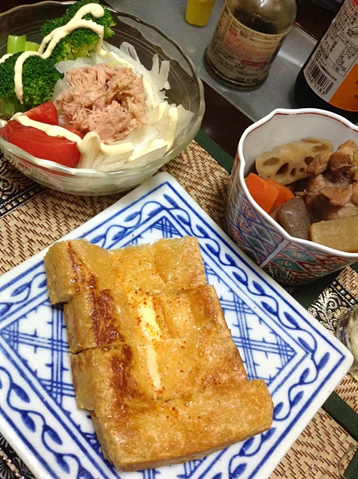 サラダ＆鶏肉と野菜の煮物＆栃尾の油揚げ|まぐろさん