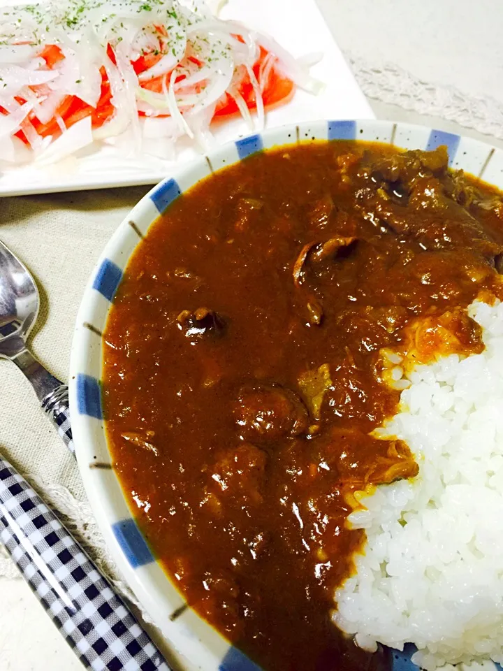 Snapdishの料理写真:牛すじカレー|Miura Keikoさん