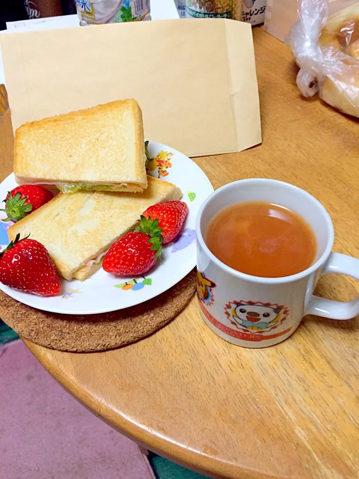 休日の朝食|ひでお@東京町田さん