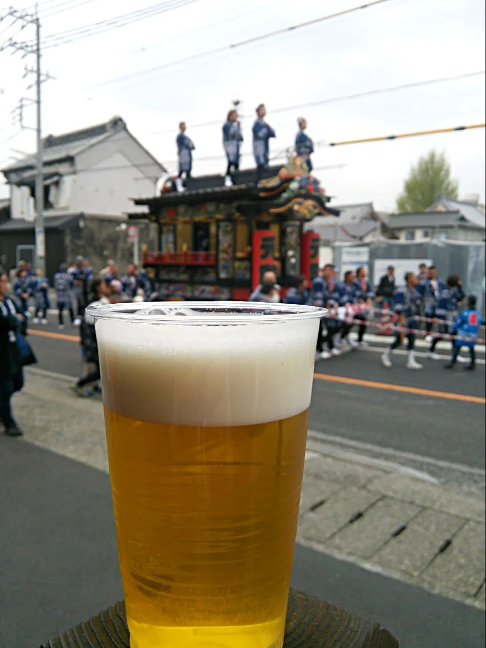 伝統の屋台祭り♪お役御免で、昼前からビール＼(^^)／|quitaさん