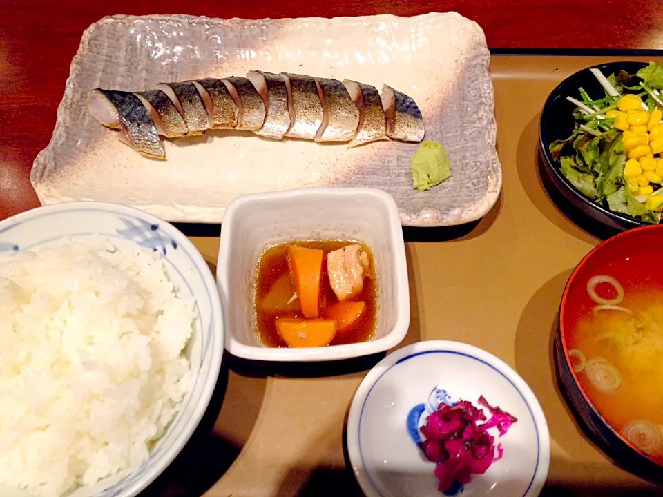 あぶり〆サバ定食1000円也|秋山知隆さん