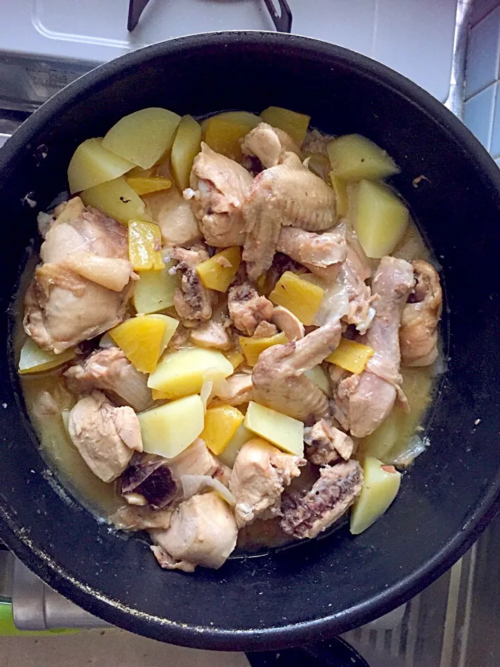 pineapple chicken in coconut milk|Grace Cruzさん