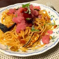 Snapdishの料理写真:ねぎとろトマトソースパスタ|ロッコさん