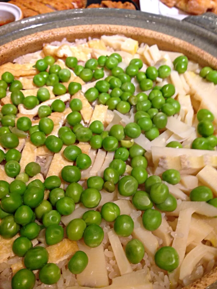 筍と青豆土鍋御飯|てつさん