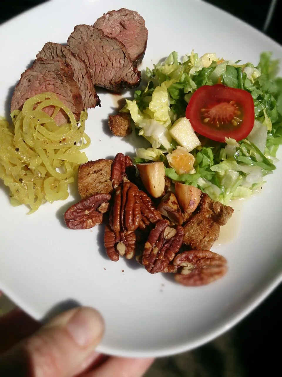 Paleo lunch with grilled tenderloin|Erikさん