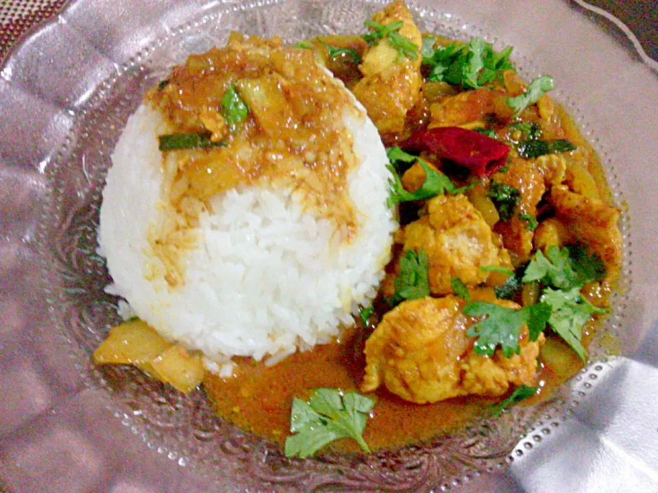 Scrumptious Fish Curry with rice ( spicy sweet m sour ) xxx|🌼 Pooja's Kitchenette 🌼さん