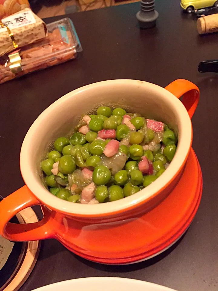 Snapdishの料理写真:PETITS POIS A LA FRANCAISE（プティポワ・フランセーズ）|toru045さん