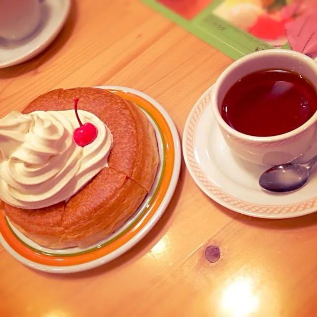 初☆シロノワール！     次はたまごサンド？を食べるぞー(*^^*)|こずえさん