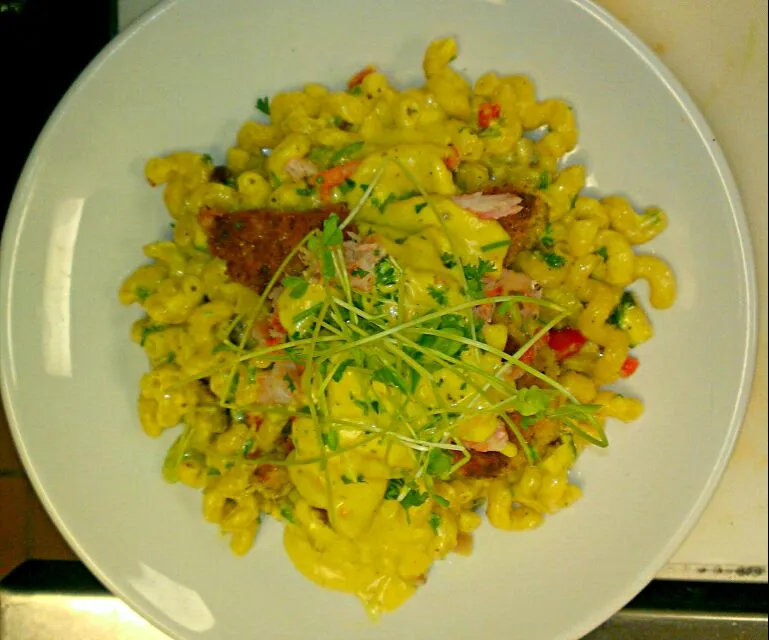 chicken jacklyn over cavatappi pasta......|chef Charlesさん