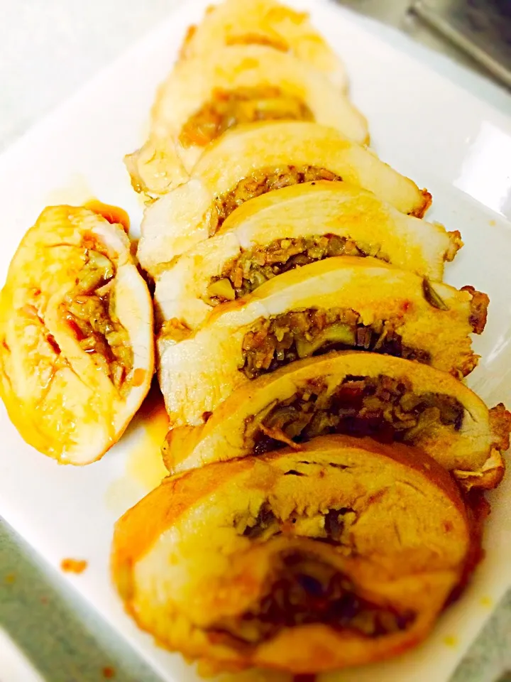 Snapdishの料理写真:mushroom stuffed chicken cook in dashi|ルビばさん