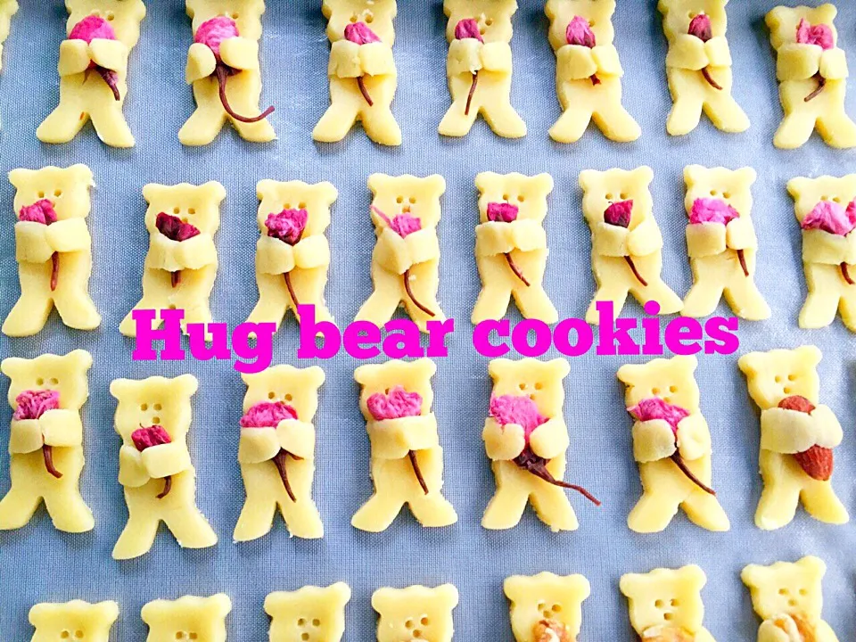 Hug bear cookies🐻|サクラさん