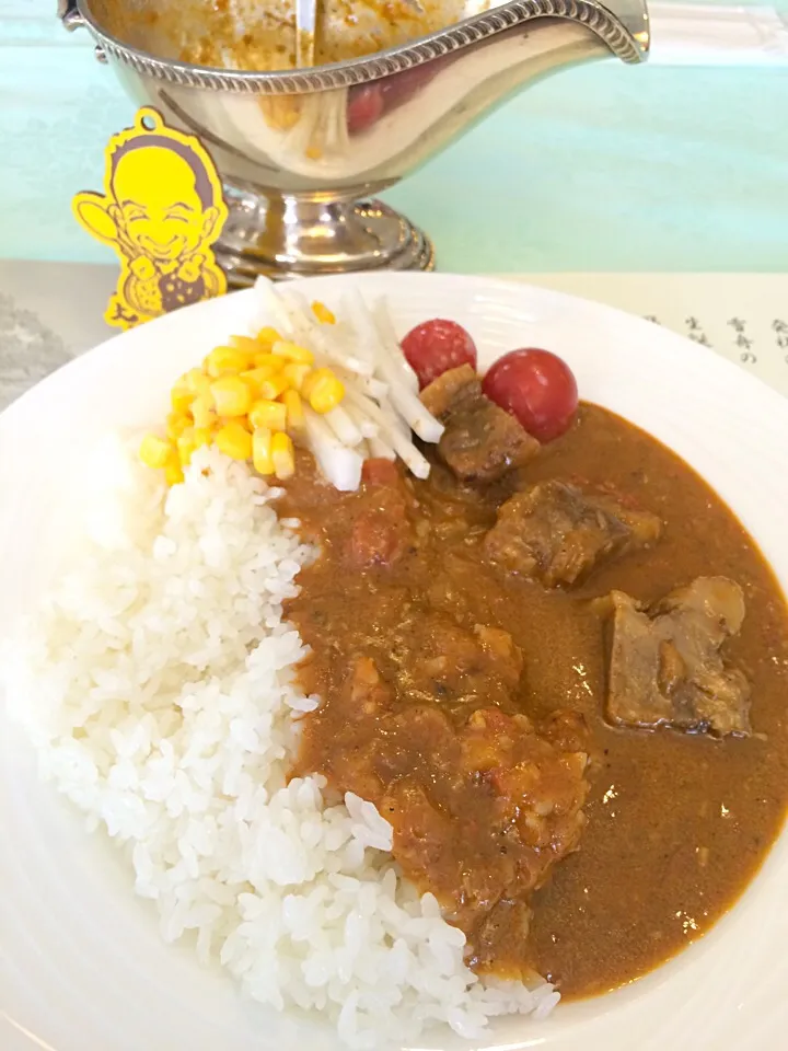 出張先の宿舎のカレー|大阪カレー部長さん