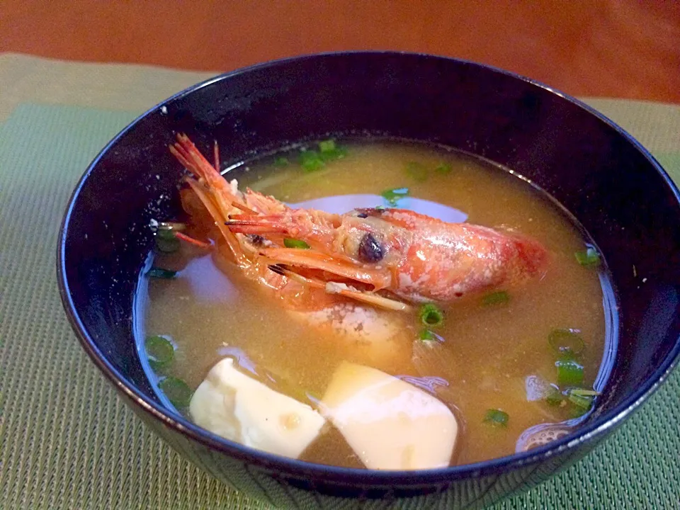 Shrimp miso soup♨海老頭のお味噌汁|🌈Ami🍻さん