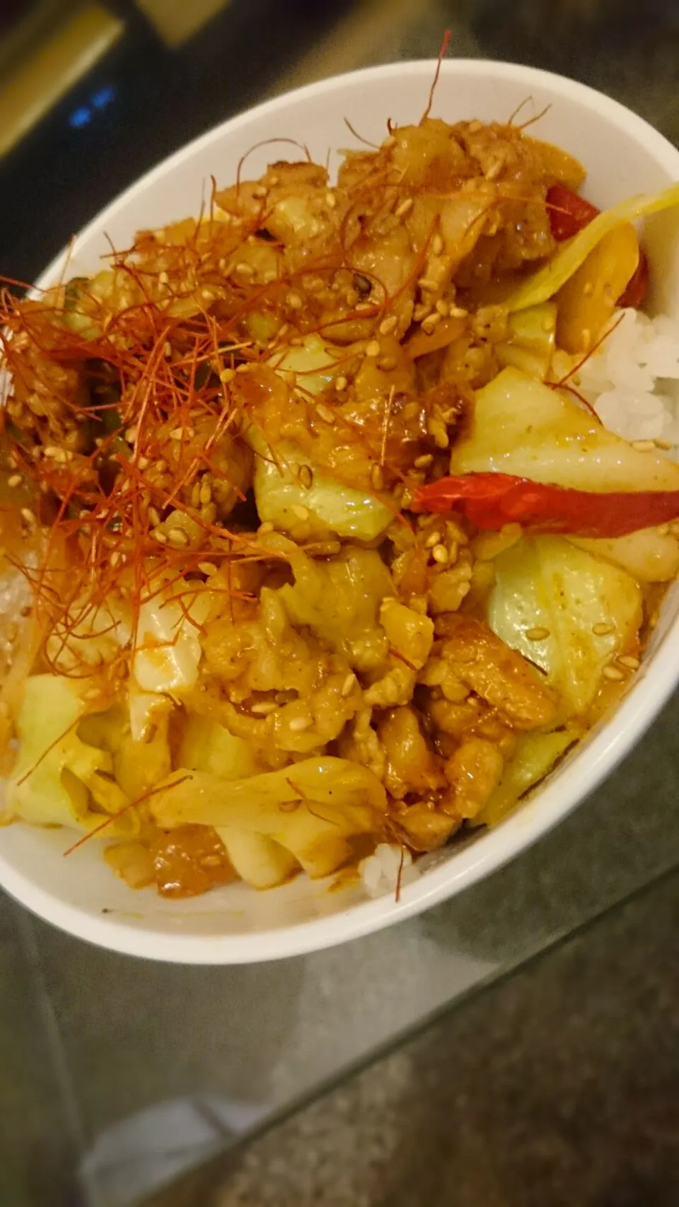 Snapdishの料理写真:韓国風焼き肉丼ぶり♪|まささん