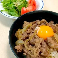 つゆだく( ⁼̴̶̤̀ω⁼̴̶̤́ )牛丼|いち(๑ˊᗜˋ๑)さん