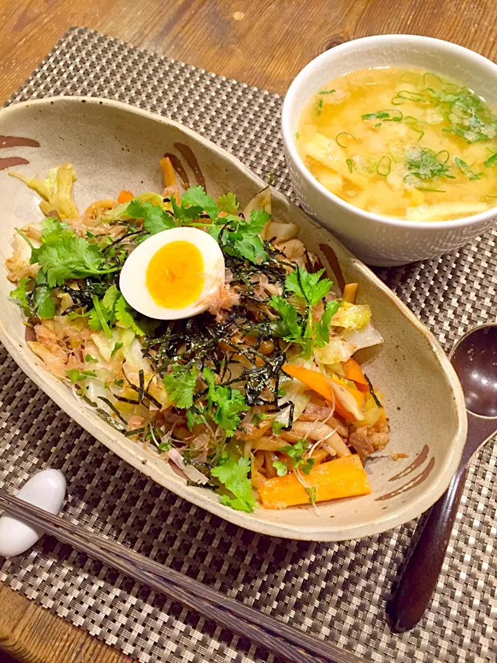 今日は1人ご飯🍀野菜たっぷり和風焼うどん🌿|まみりんごさん